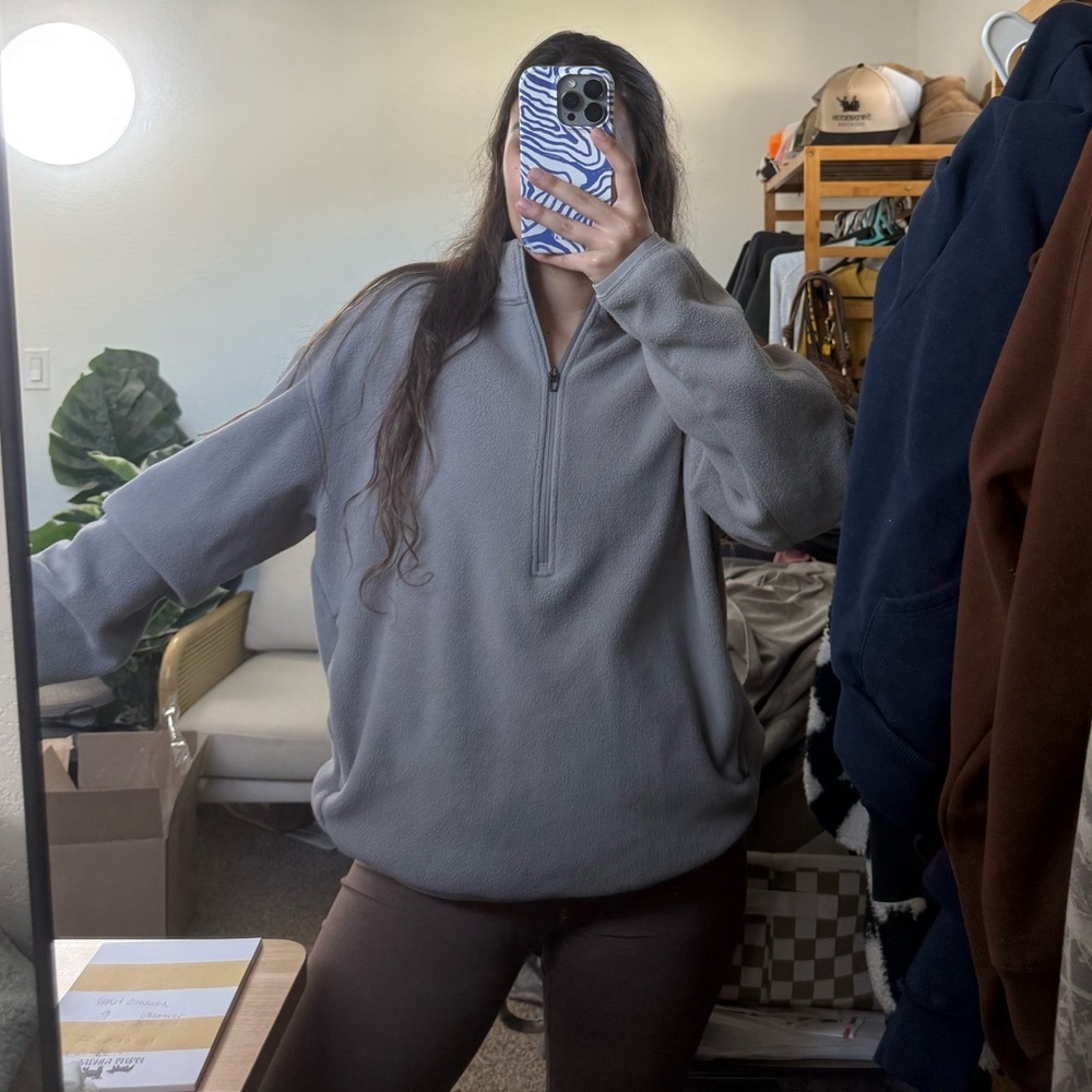 Lululemon Oversized-Fit Fleece Half Zip Size medium - Picture 5 of 10
